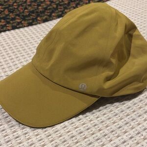 New!! Lululemon fast and free hat